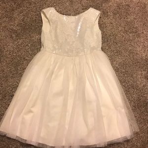 Little Girls size medium dress